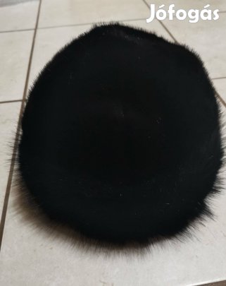 Fekete szőrme hatású téli sapka női elegáns Új