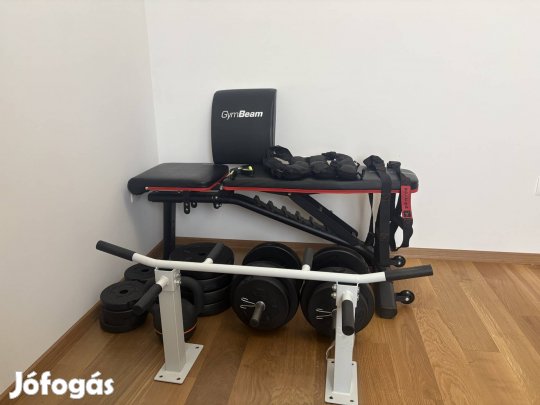 Fekpad,súlyzók,húzódzkodó,kettlebell,mellény,trx,hasprés,gym,edzés