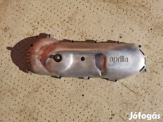 Fekvő Minarelli berugó dekni üresen