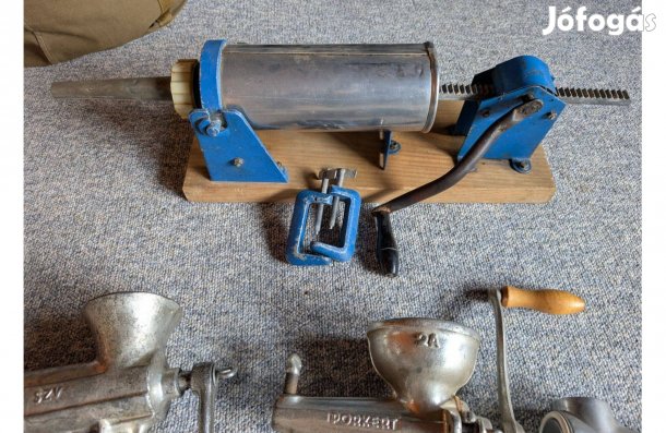 Fekvő asztali hurkatöltő (4l),húsdaráló,paradicsomdaráló,hagymadaráló