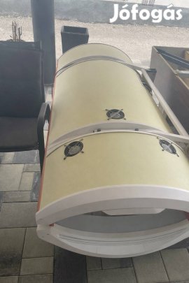 Fekvő otthoni szolárium