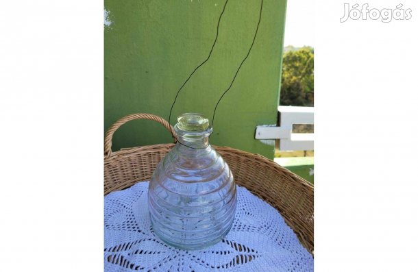 Felakasztható öntött üveg légyfogó, darázs csapda