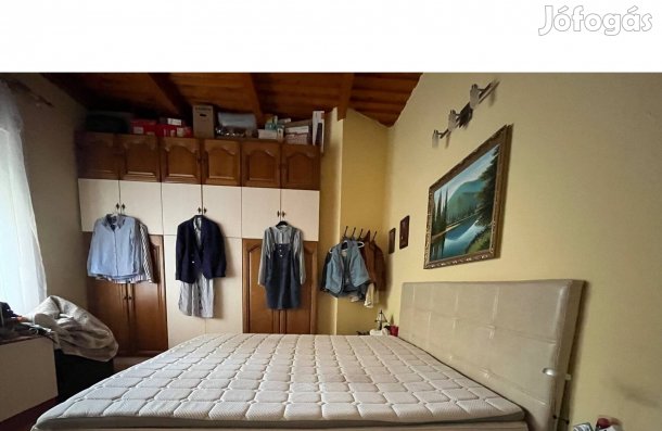 Féláron elvihető !! Kifogástalan állapotú franciaágy matraccal eladó !
