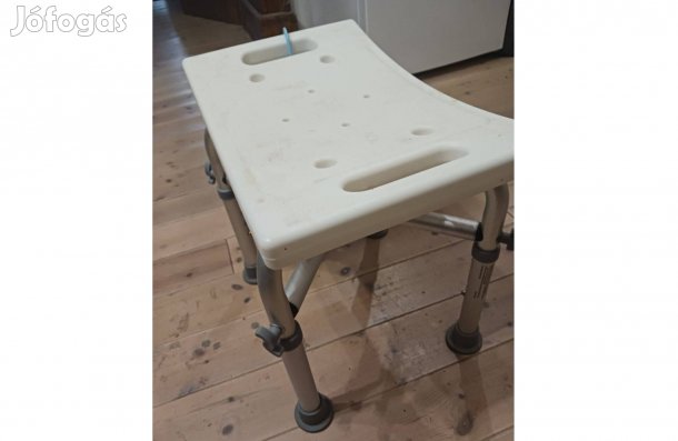 Féláron fürdetőszék egyszer használt Leáraztam!
