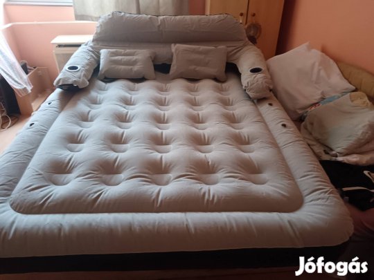 Felfújhatós vendégágy