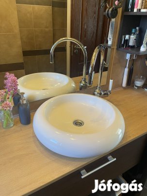 Felhelyezhető kör alakú mosdókagyló