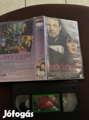 Felhők szökevénye akció vhs 