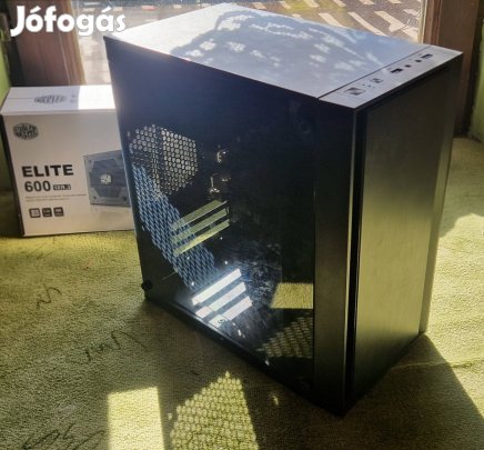 Félkonfig / Amd proci/ SSD  Megkímépt állapotú