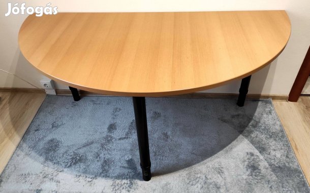 Félkör alakú, profi íróasztal eladó