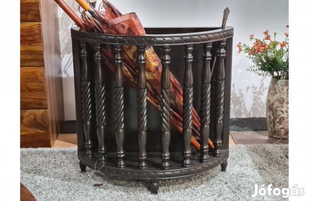 Félköríves fa esernyőtartó mahagóni fából