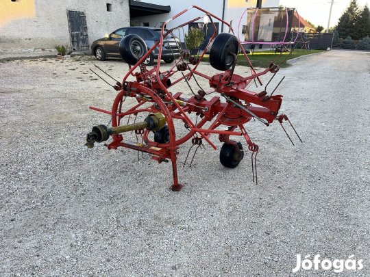 Fella TH 400 DN rendterítő 