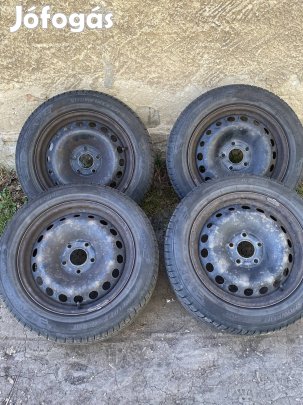 Felni eladó téli gumival 