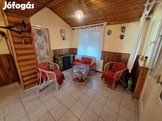 Felsőmocsoládon eladó kétgenerációs családi ház nagy telekkel és