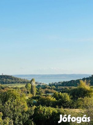 Felsőörsi eladó 80 nm-es ház