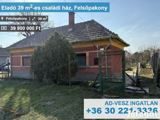 Felsőpakonyon kis ház, kis telken eladó