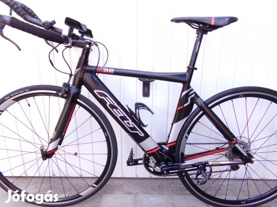 Felt TT időfutam kerékpár Alu/Carbon váz, 2x10 Shimano 105. Szép megkí