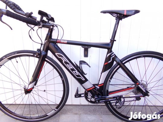 Felt TT időfutam kerékpár Alu/Carbon váz, 2x10 Shimano 105. Szép megkí