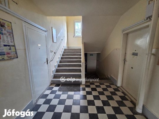 Felújítandó, tégla lakás - Miskolc, Bulgárföld