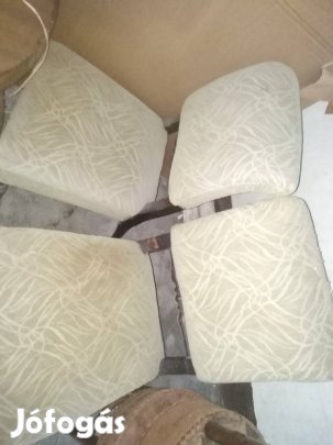 Felújítandó antik székek 