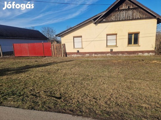 Felújítandó ingatlan eladó porta áron Csorváson