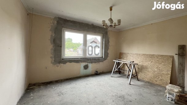 Felújítás elkezdve - minőségi anyagokkal