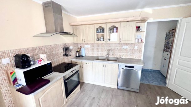 Felújított, 3 szobás, 95 nm-es , önálló családi ház eladó!