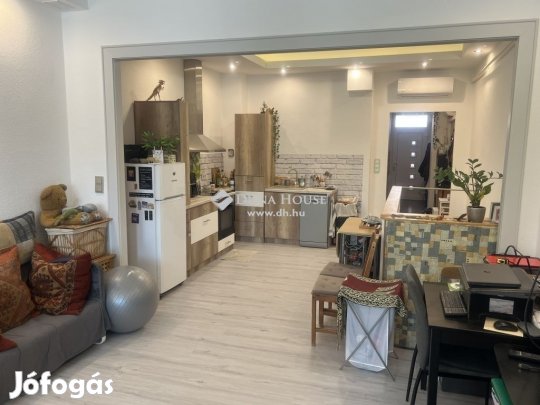Felújított, 70 m2-es földszinti téglalakás