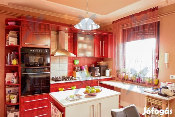 Felújított, tágas otthon extrákkal Szegeden  134 m lakótér, 3