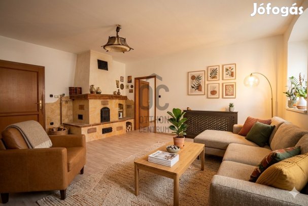 Felújított belvárosi lakás eladó Sopron szívében  a Tűztorony közeléb