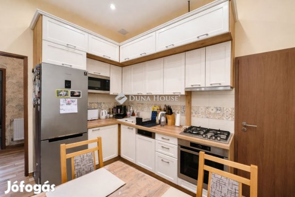 Felújított csendes lakás eladó Zuglóban Budapest 14. ker.