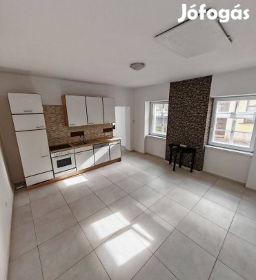 Felújított kertkapcsolatos Lakás Kőszeg Bervárosban