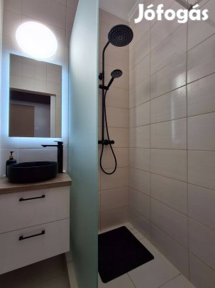 Felújított lakás eladó Debrecen-Nagyerdőalja