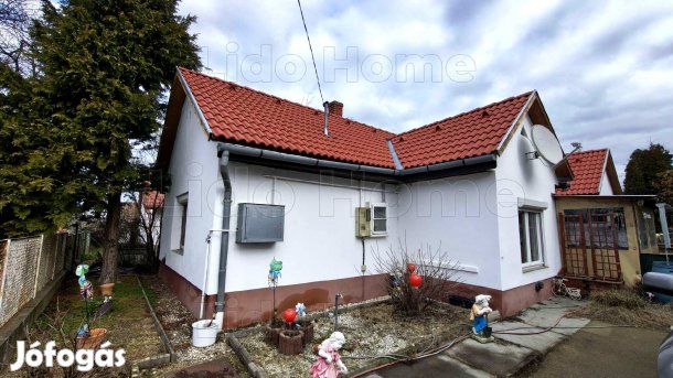 Felújított parasztház Balatonendréden