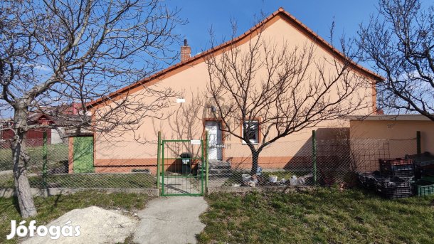 Felújított sorház