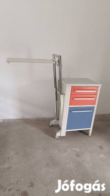 Fém Éjjeliszekrény betegágy mellé - kihajtható asztallappal - színes