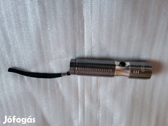 Fém LED zseblámpa (kézi lámpa) elemtartóval + csuklópánt, használt