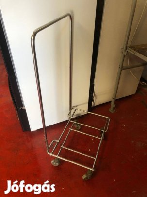 Fém, gurulós kosártartó, bevásárlókosárhoz eladó (többféle)