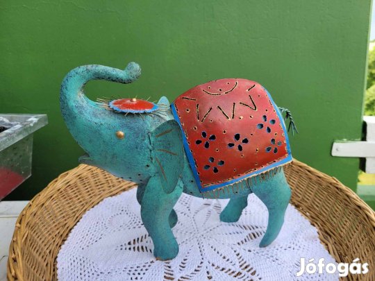 Fém, kézzel festett indiai elefánt szobor, mécsestartó