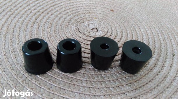 Fém betétes Magnó gumi lábak -