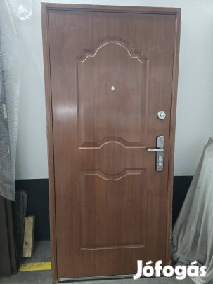 Fém,biztonsági ajtó tokkal 