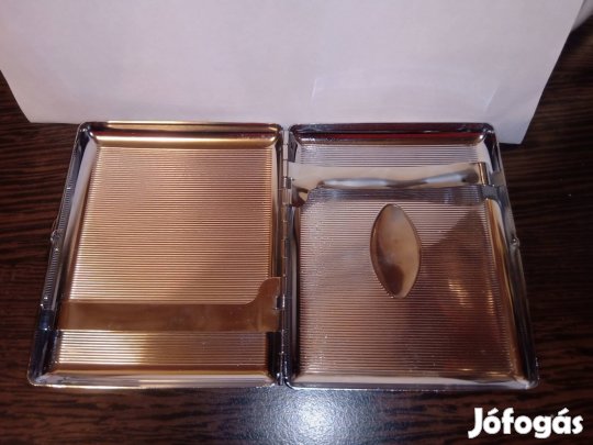 Fém cigaretta tartó 