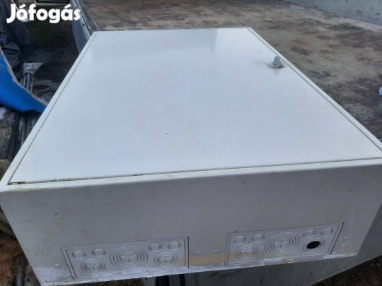 Fém elektromos szekrény