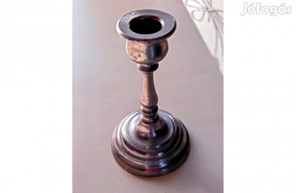 Fém gyertyatartó eladó!