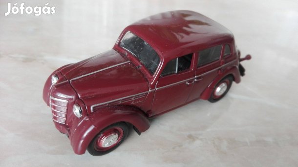 Fém játékautó gyűjteményi szép db "Moszkvics 400-as"