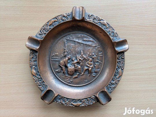 Fém jelenetes hamus hamutál hamutartó