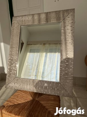 Fém keretes tükör