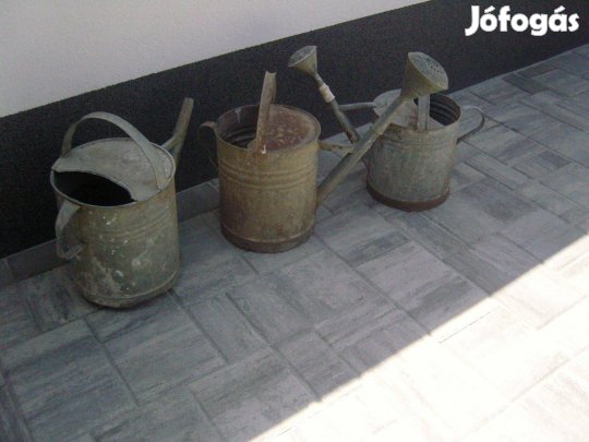 Fém locsoló, öntöző kanna