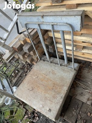 Fém mázsa  100kg-ig 