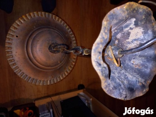 Fém mennyezeti lámpa eladó