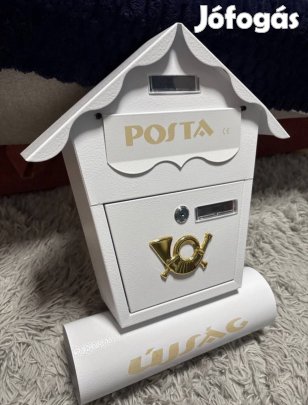 Fém postalada újsagtartoval